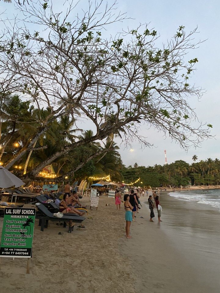 Hiriketiya Beach