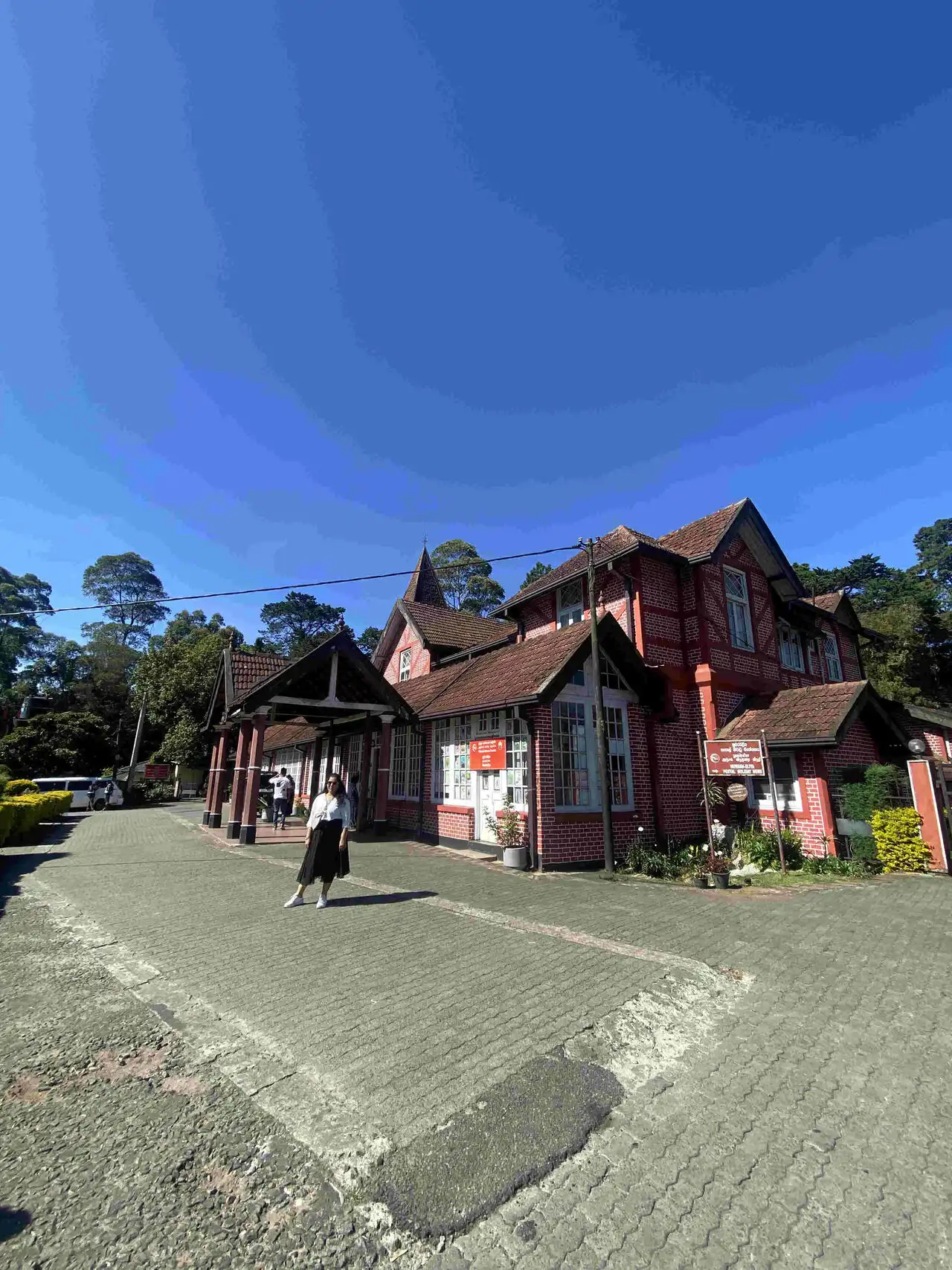 Nuwara Eliya Post Office